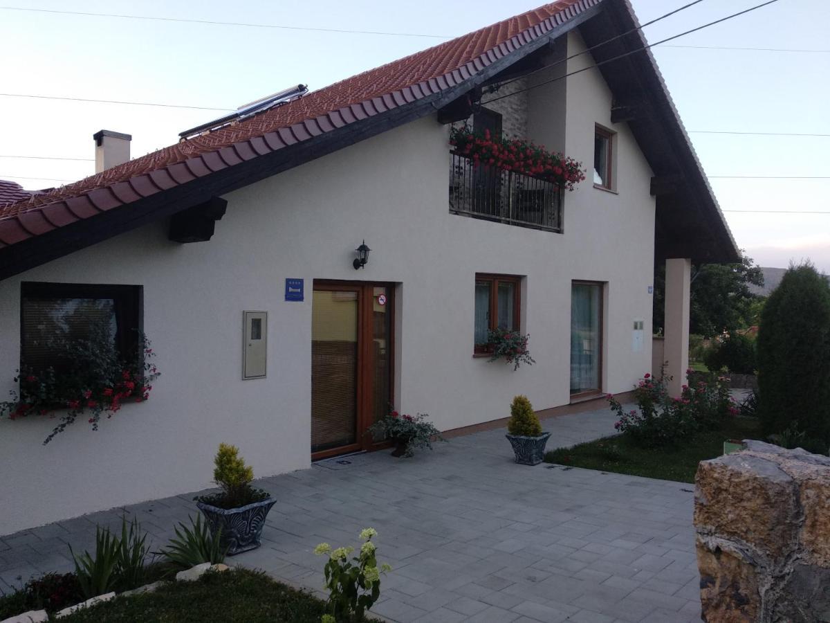 Apartman Dujmovic 1 Otočac Exterior foto
