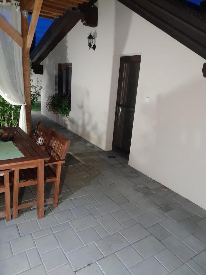 Apartman Dujmovic 1 Otočac Exterior foto